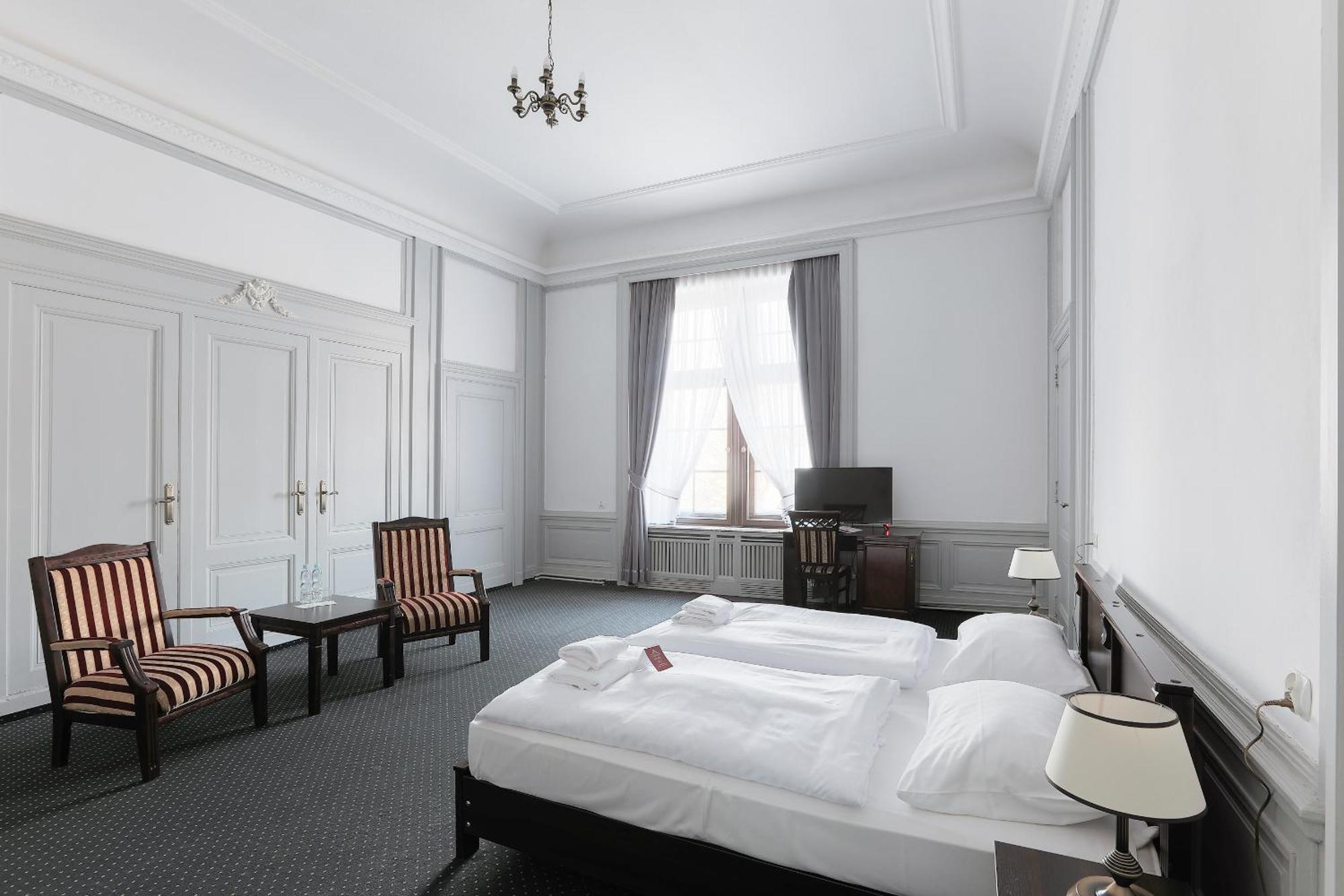 Moszna Zamek Hotel Екстериор снимка