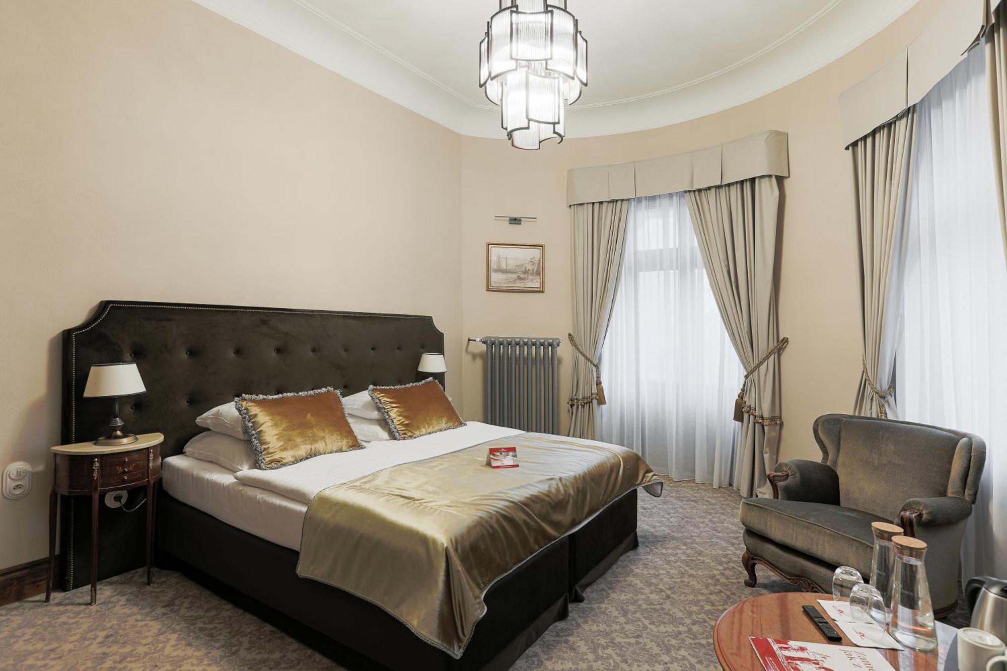 Moszna Zamek Hotel Екстериор снимка