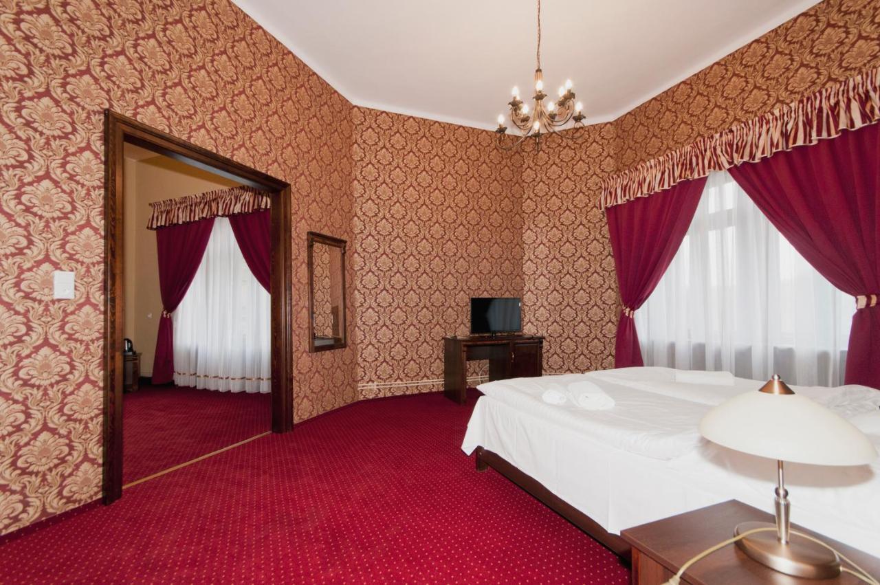 Moszna Zamek Hotel Екстериор снимка