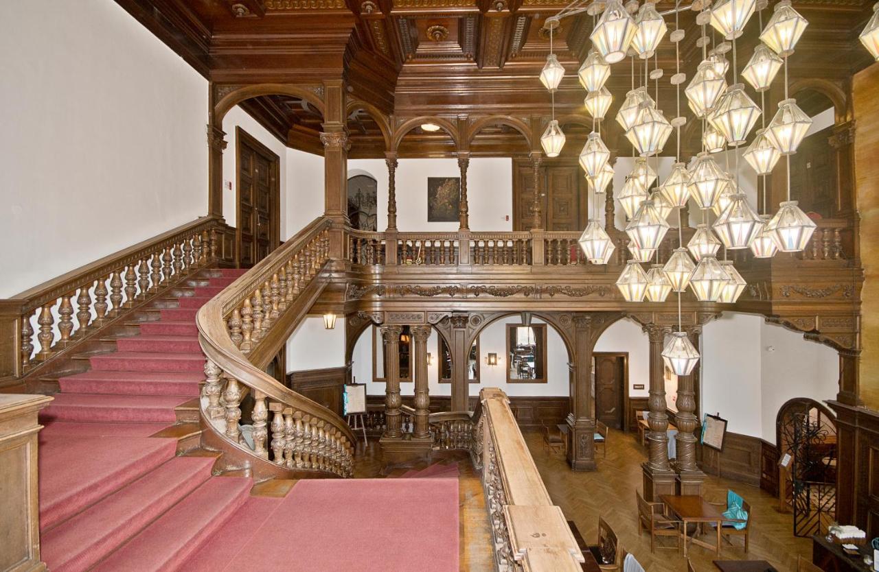 Moszna Zamek Hotel Екстериор снимка